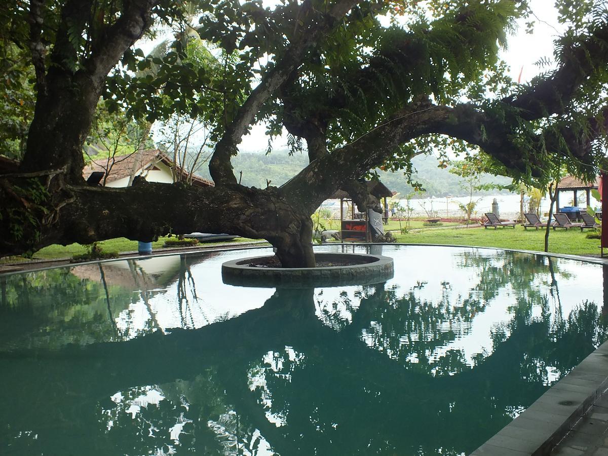 Ketapang Resort Karanghawu Exterior foto